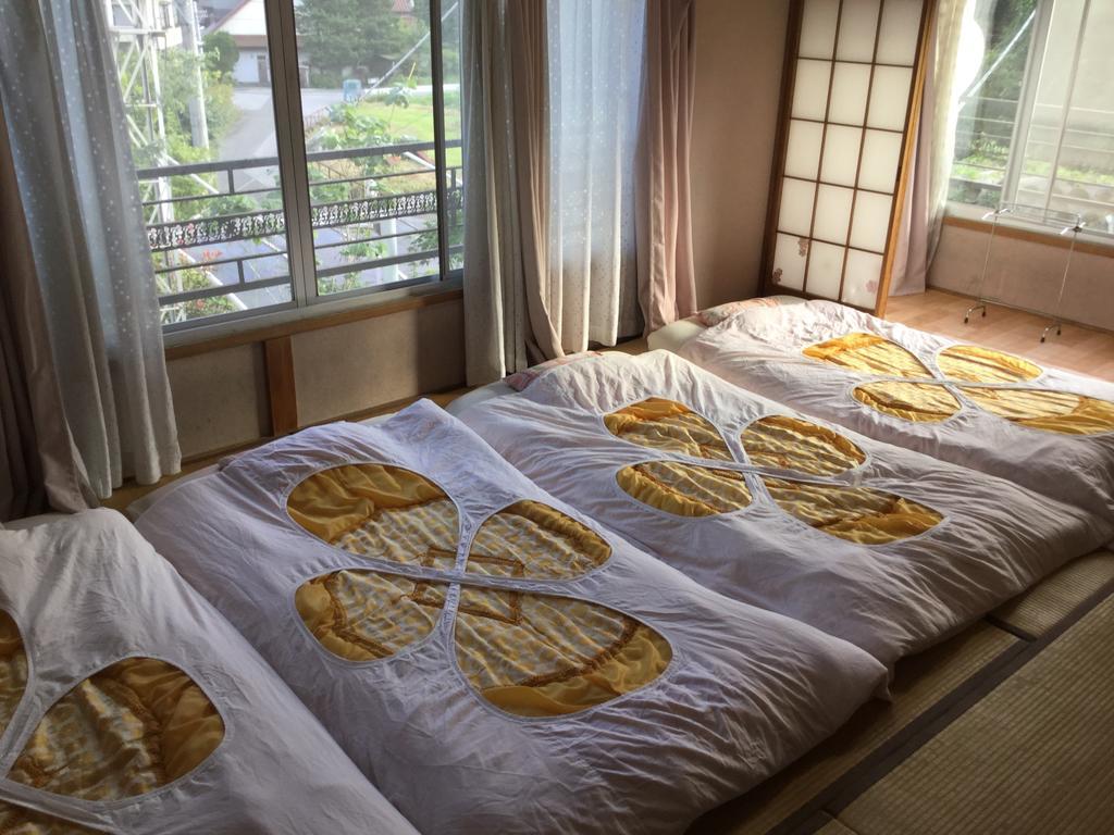 Narusawa Lodge Никко Экстерьер фото