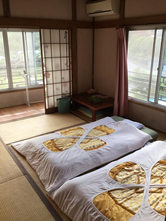 Narusawa Lodge Никко Экстерьер фото