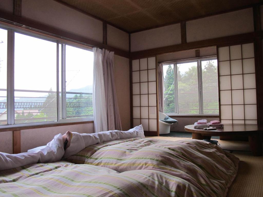 Narusawa Lodge Никко Экстерьер фото